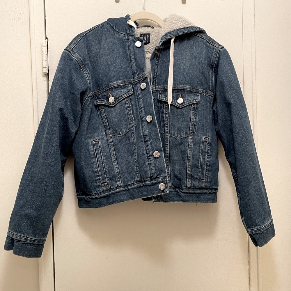 Go hooded denim jacket